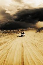 一眼定情两心知